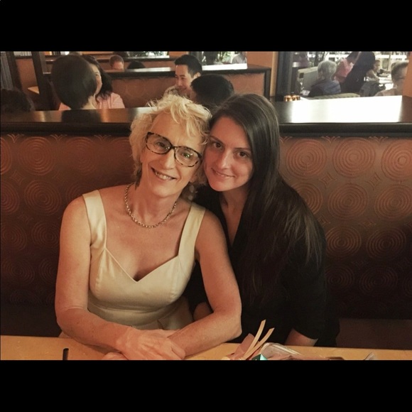 Meet your Posher, Helen - Picture 1 of 1